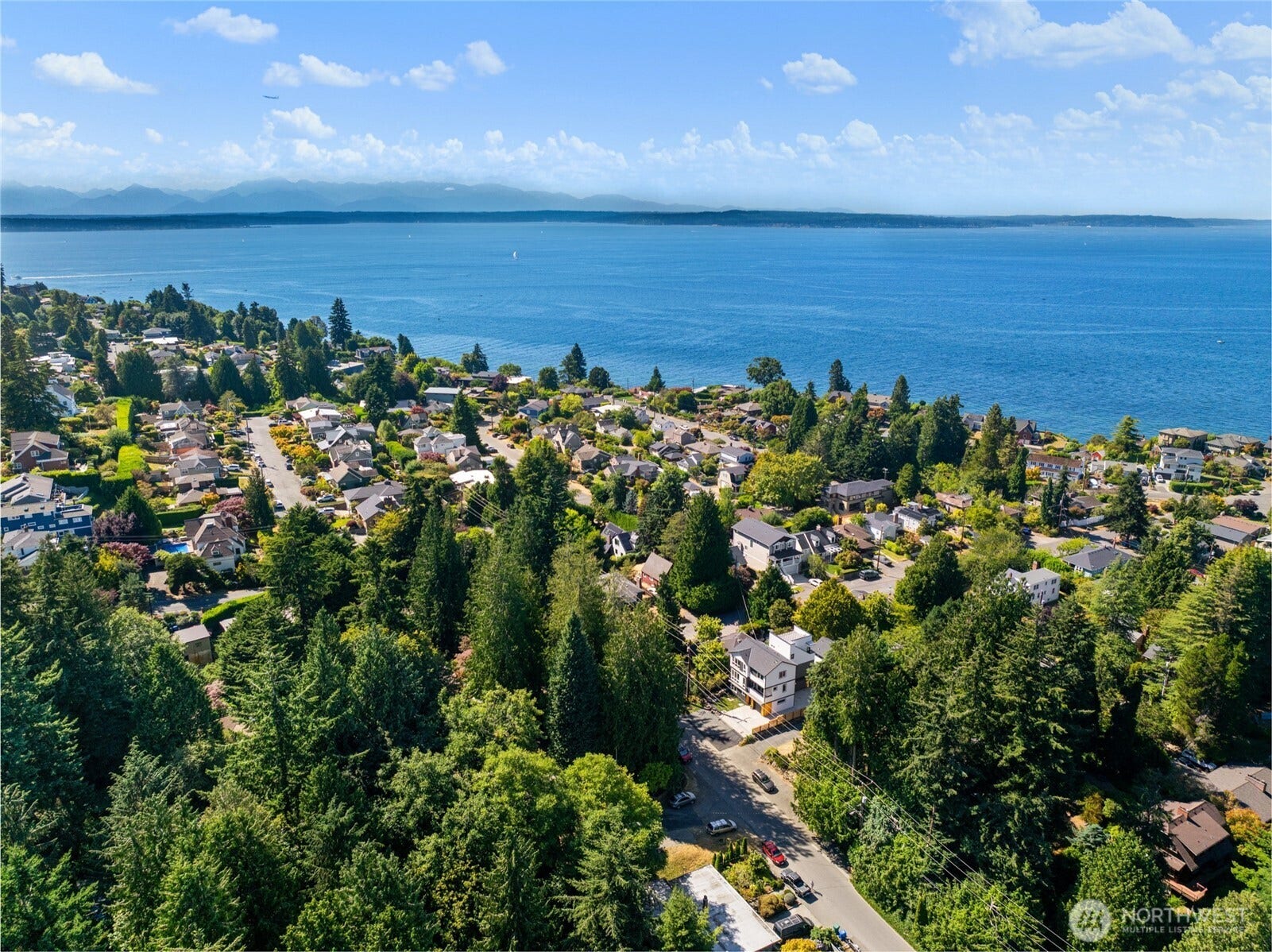 2652 NW 95th Street, Seattle, WA 98117 2652 NW 95th Street, Seattle, WA 98117