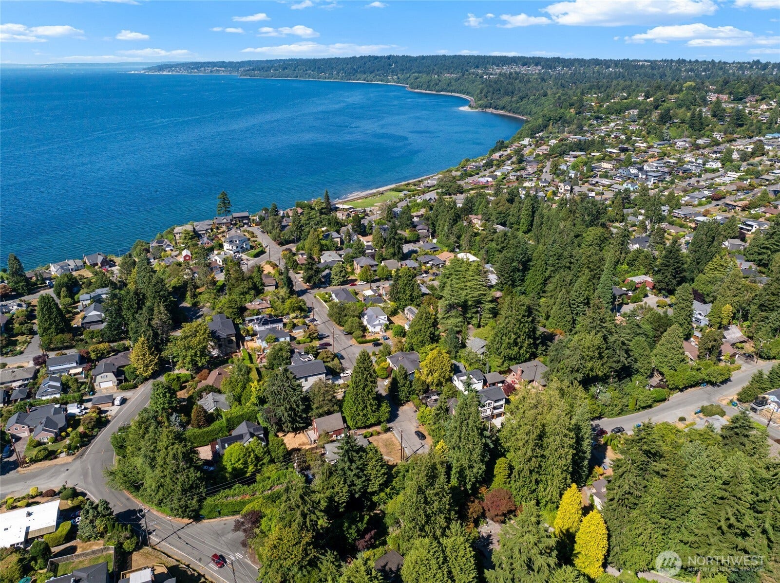 2652 NW 95th Street, Seattle, WA 98117 2652 NW 95th Street, Seattle, WA 98117