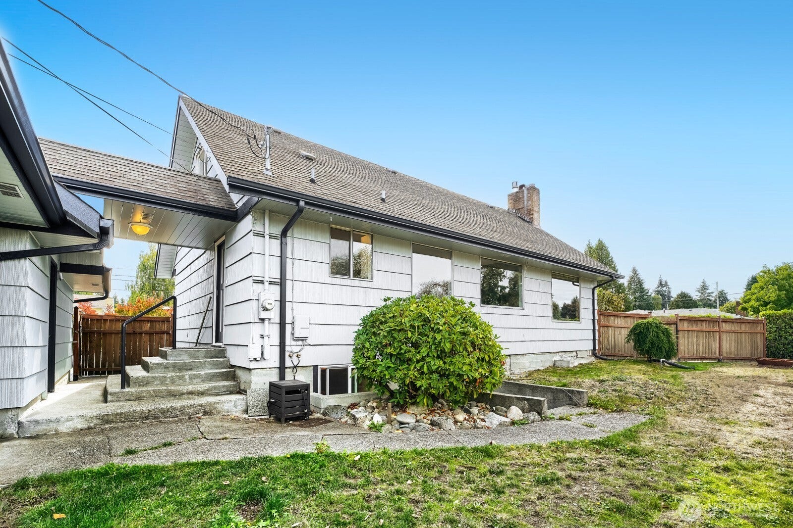 5013 N 33 Street, Tacoma, WA 98407 Easy to maintain backyard with access from the kitchen on the main floor plus the lower level