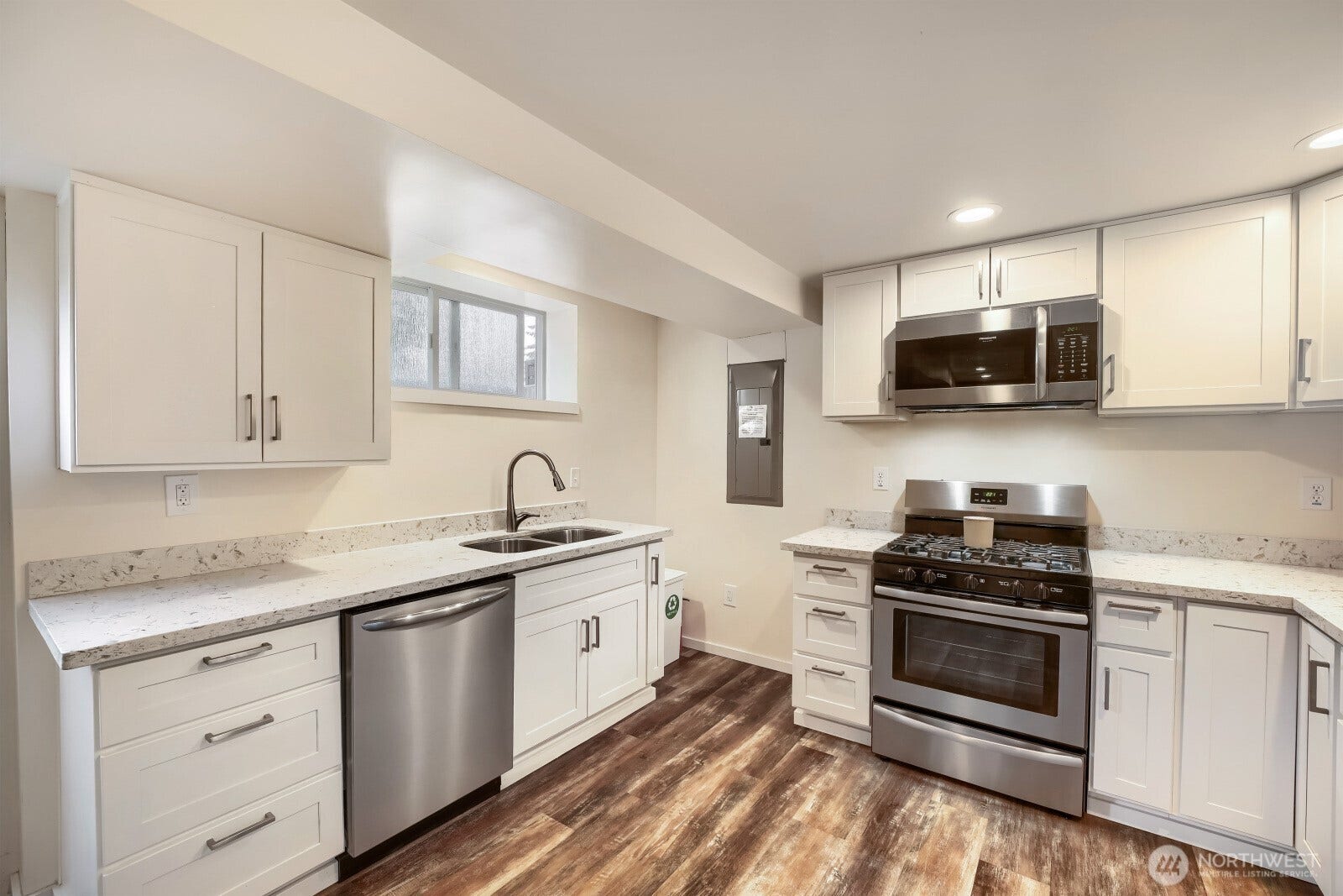 5013 N 33 Street, Tacoma, WA 98407 Durable materials, plus an updated electric panel and permitted upgrades bring long term value to this home!
