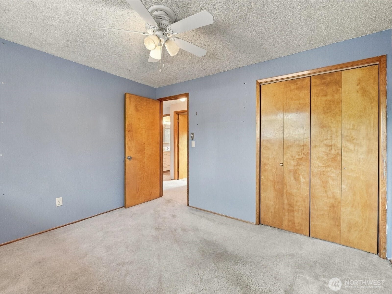 7637 Tacoma Avenue S, Tacoma, WA 98408 Home is baseboard heat.