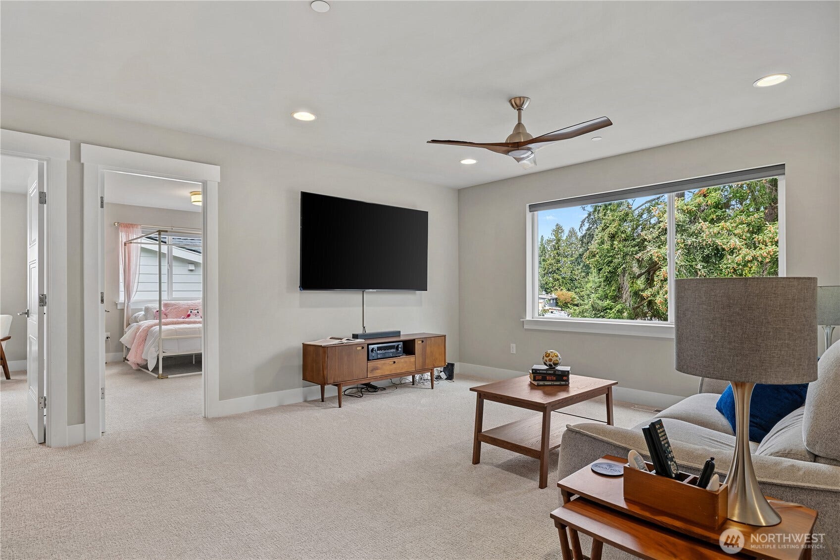 Lounge area into bedrooms. Even an Electronic Blind.