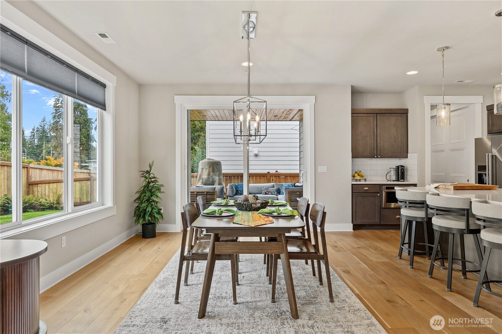 Dining area. Notice the Microwave Drawer under the Coffee Corner.