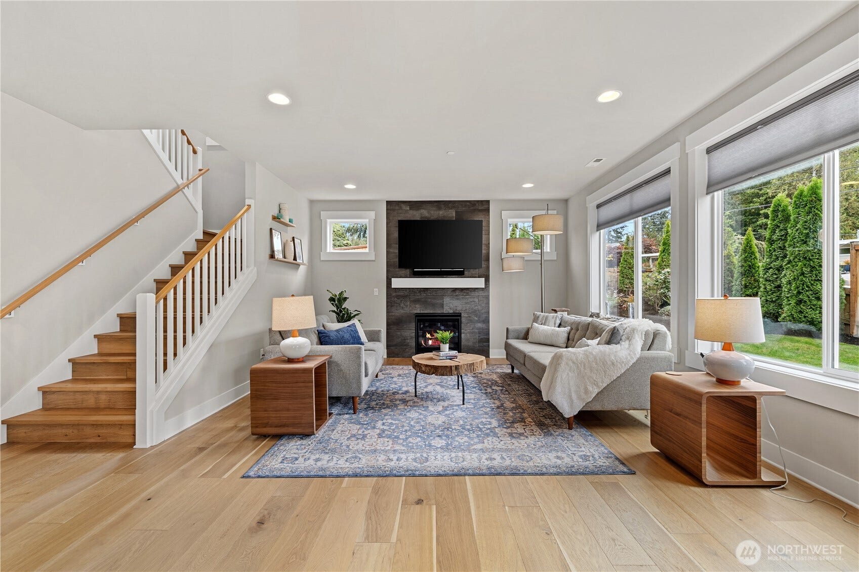 Light and Bright Great Room!