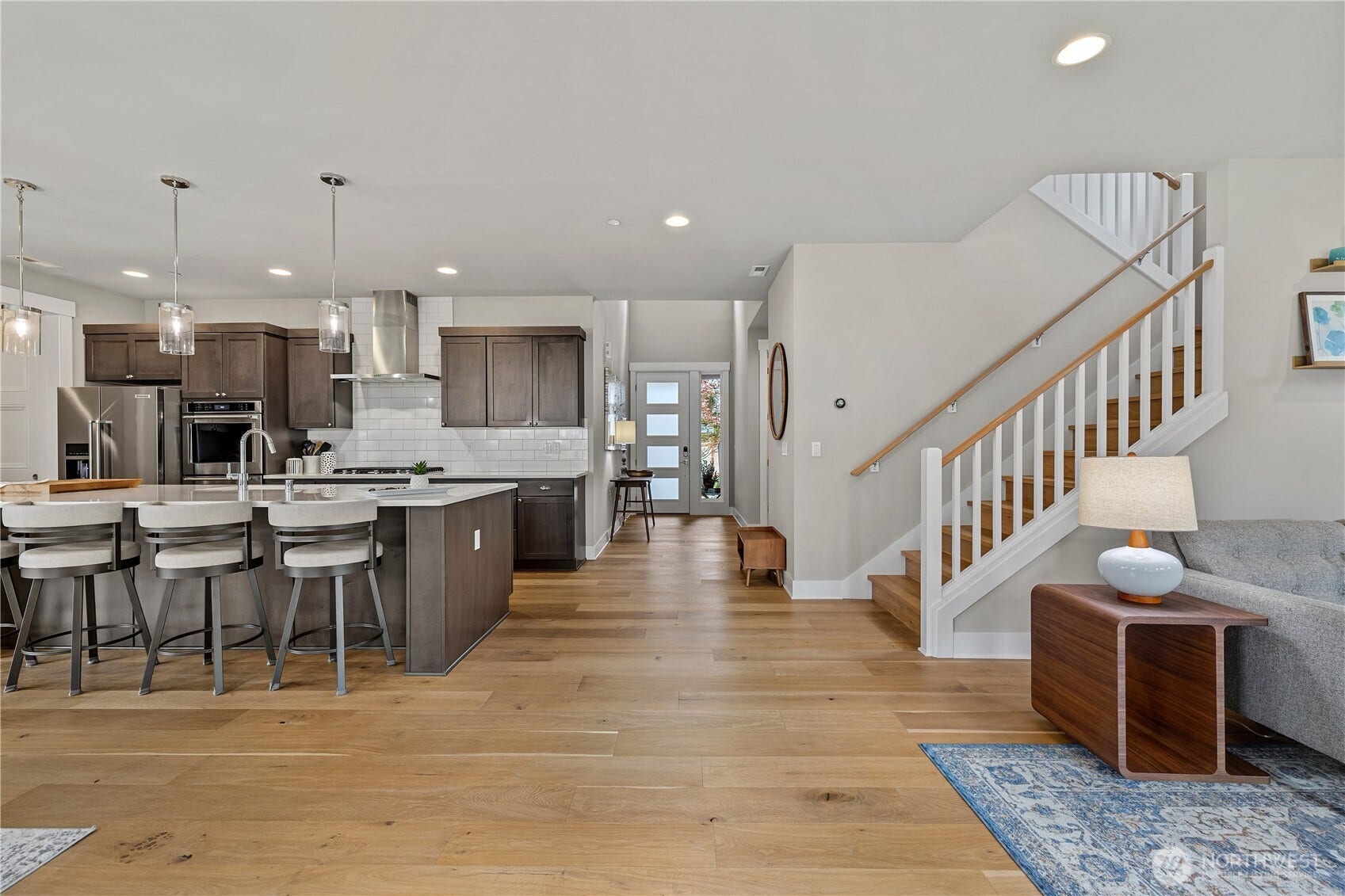1435 7th Place S, Edmonds, WA 98020
