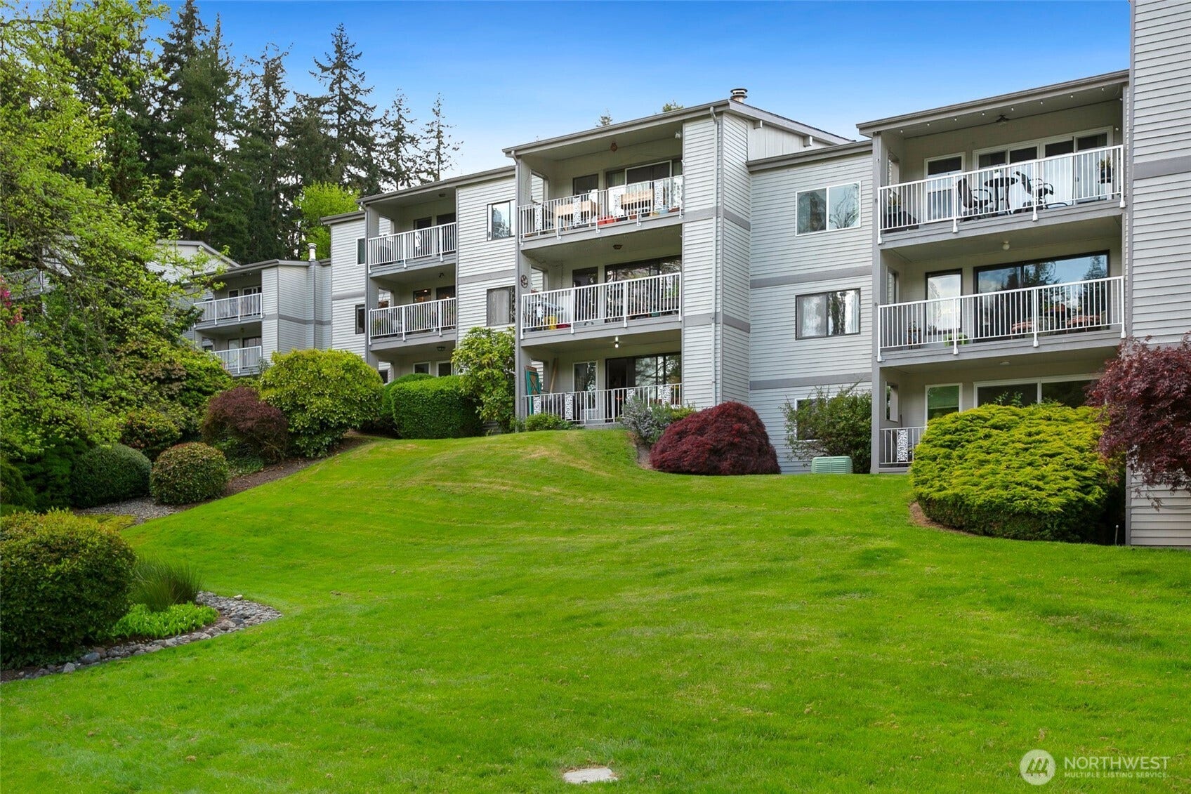 13271 15th Avenue NE, #B13, Seattle, WA 98125 13271 15th Avenue NE, #B13, Seattle, WA 98125