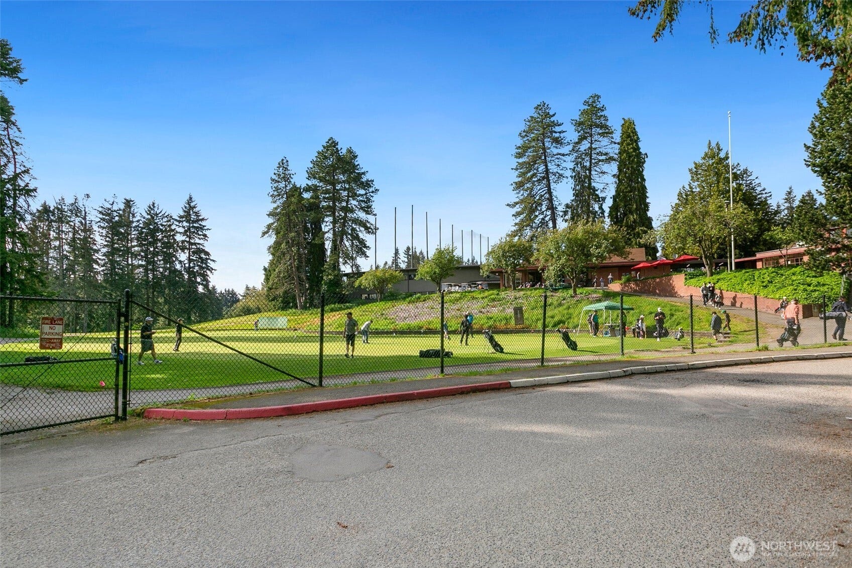 13271 15th Avenue NE, #B13, Seattle, WA 98125 13271 15th Avenue NE, #B13, Seattle, WA 98125