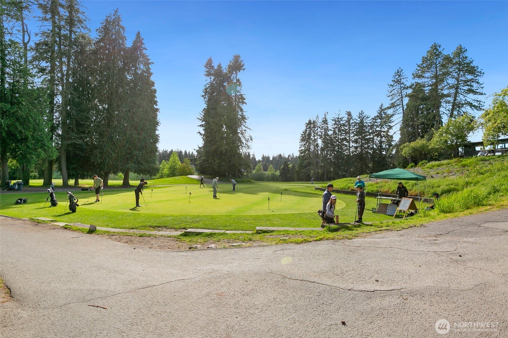 13271 15th Avenue NE, #B13, Seattle, WA 98125 13271 15th Avenue NE, #B13, Seattle, WA 98125