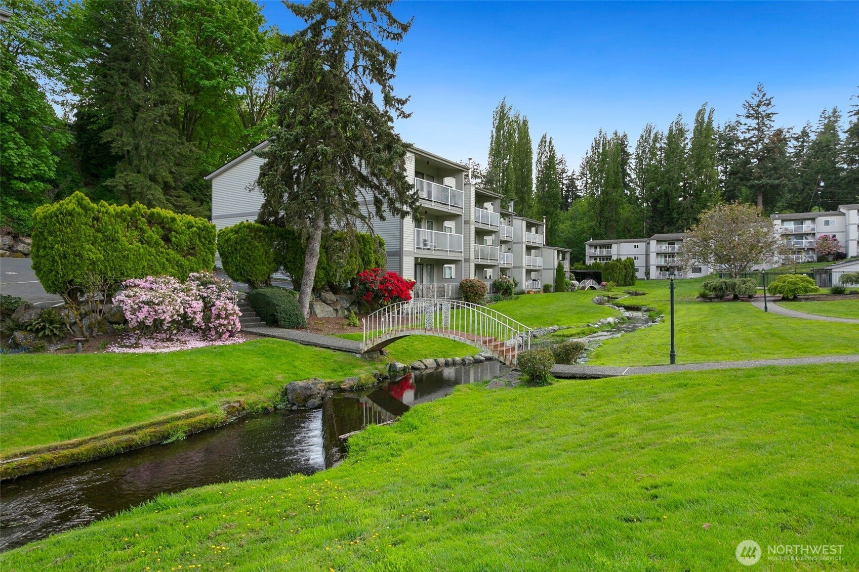 13271 15th Avenue NE, #B13, Seattle, WA 98125 13271 15th Avenue NE, #B13, Seattle, WA 98125