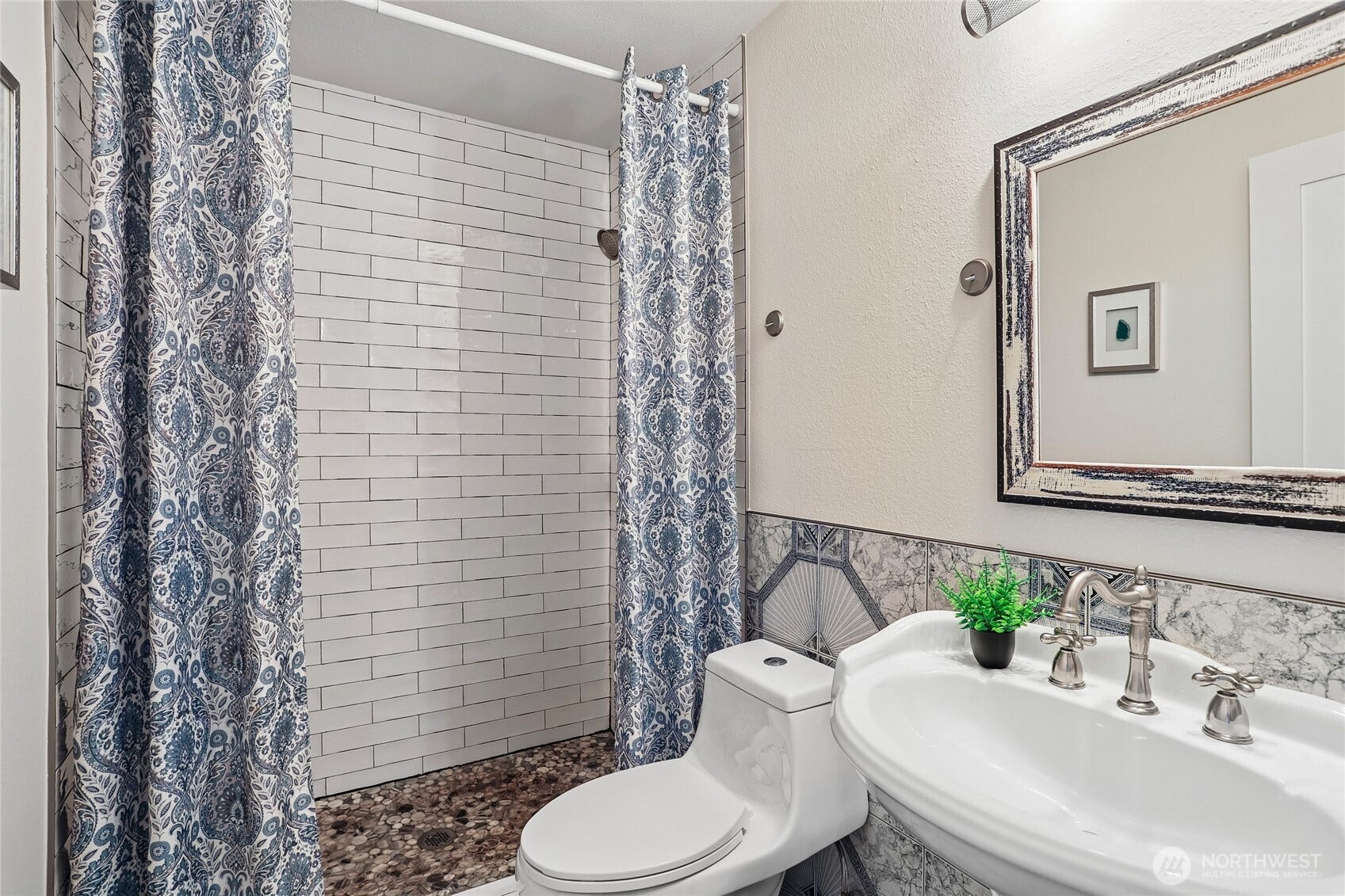 13271 15th Avenue NE, #B13, Seattle, WA 98125 13271 15th Avenue NE, #B13, Seattle, WA 98125