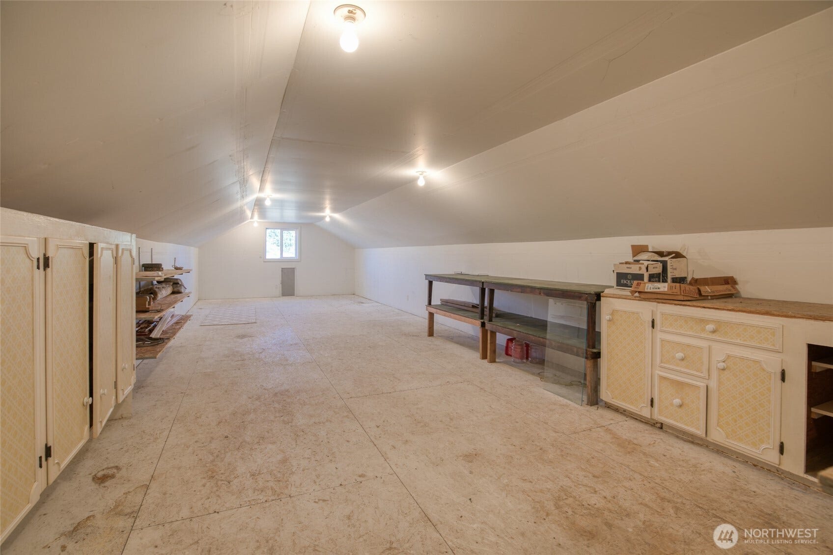 Partially finished LARGE space above garage. SO much storage or workspace