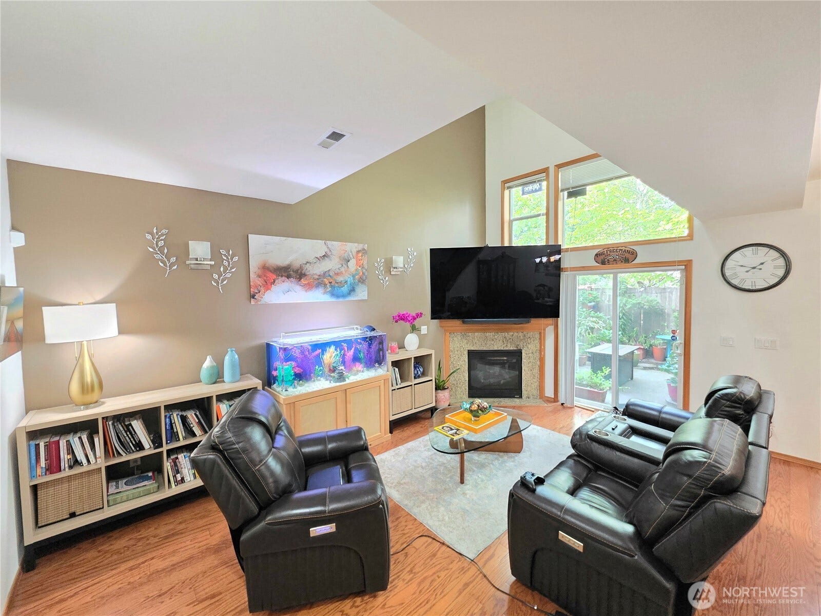 18866 108th Lane SE, Renton, WA 98055 Main floor - living room with soaring ceiling gives this area an airy feel.