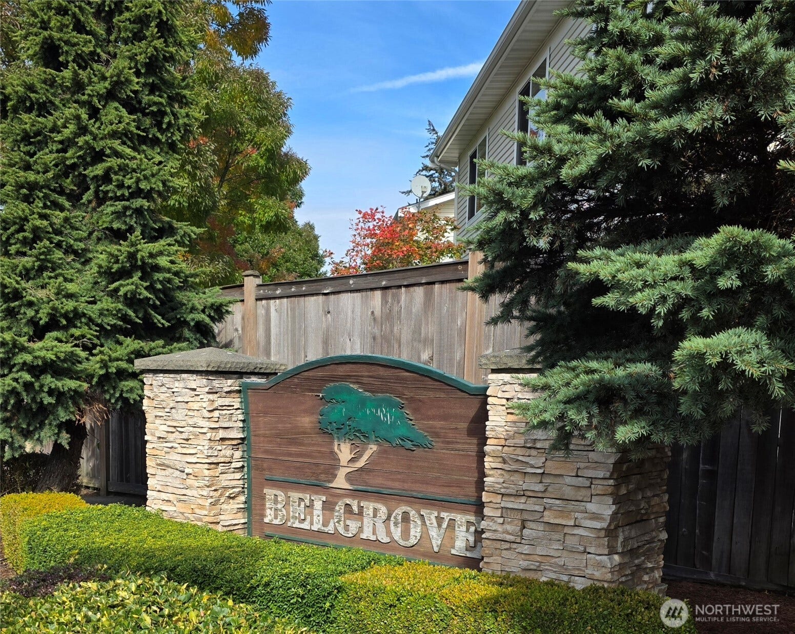 18866 108th Lane SE, Renton, WA 98055 Welcoming entrance to Belgrove at Renton.