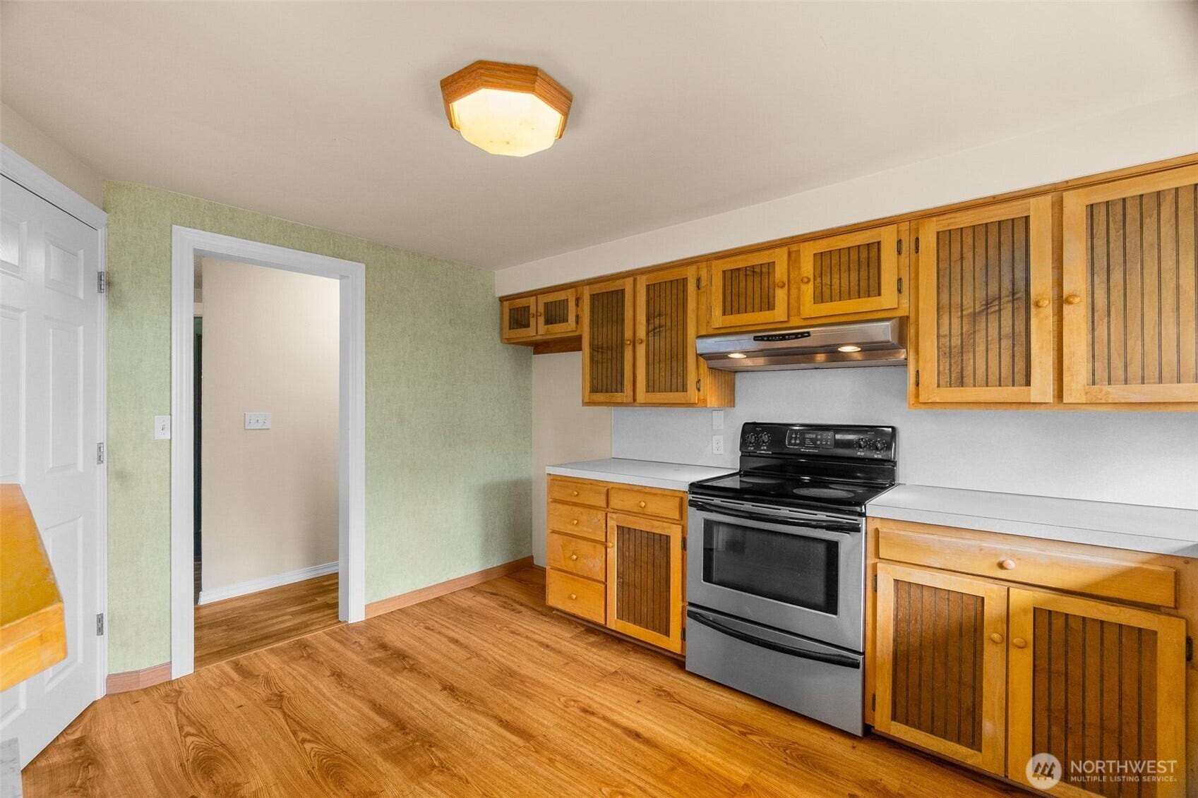 406 3rd Avenue SW, Tumwater, WA 98512 406 3rd Avenue SW, Tumwater, WA 98512