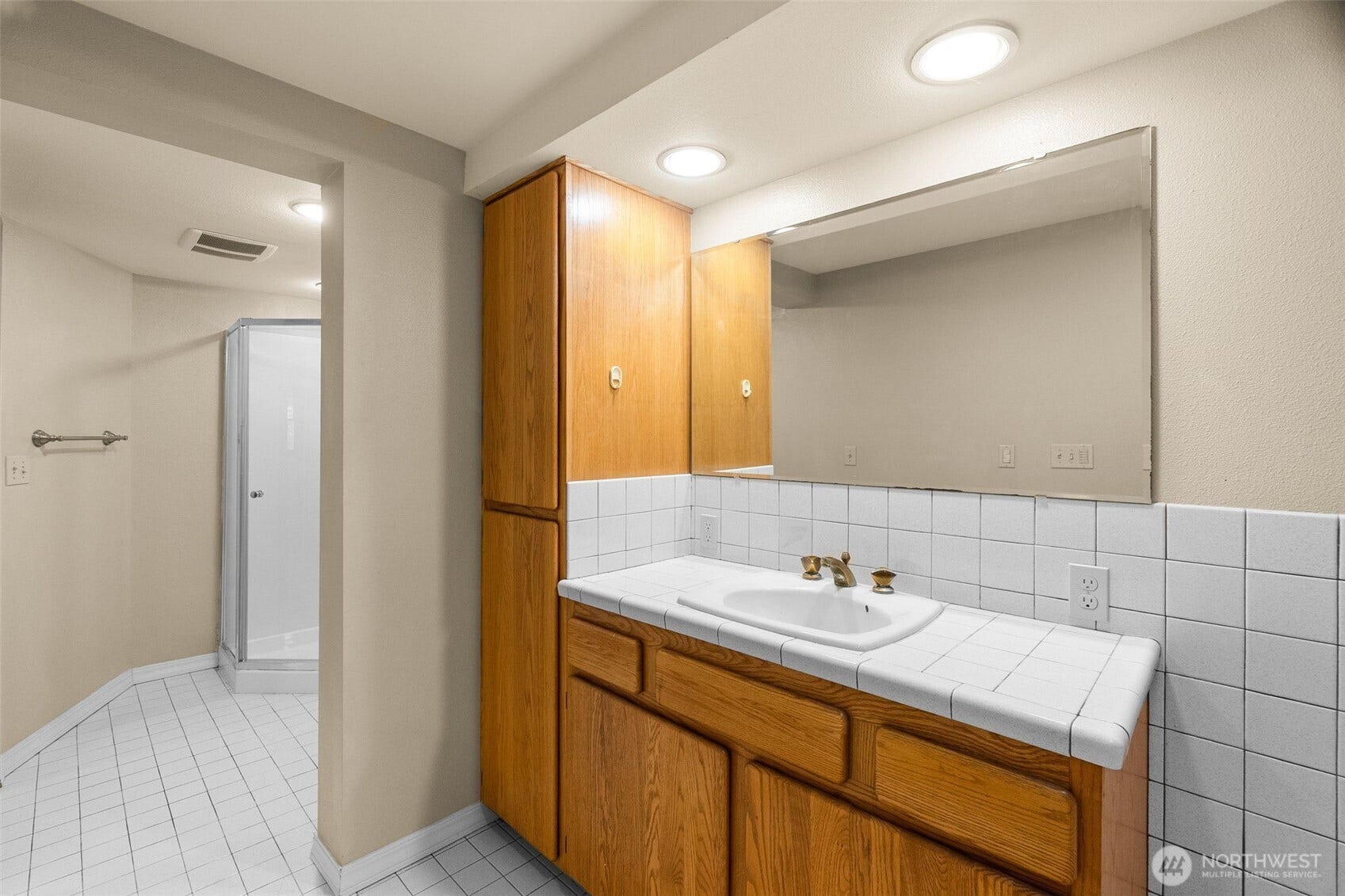 406 3rd Avenue SW, Tumwater, WA 98512 406 3rd Avenue SW, Tumwater, WA 98512