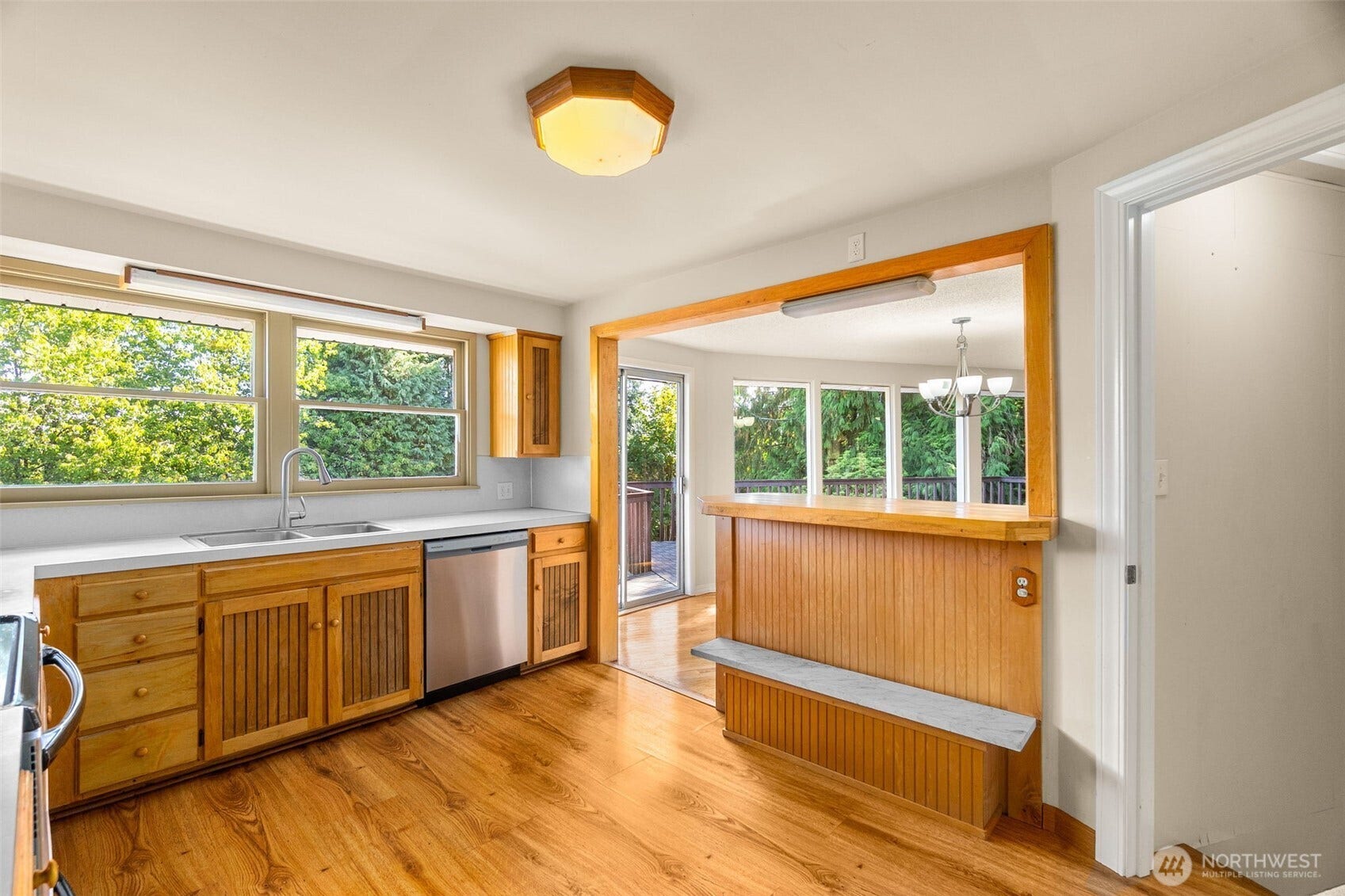 406 3rd Avenue SW, Tumwater, WA 98512 406 3rd Avenue SW, Tumwater, WA 98512