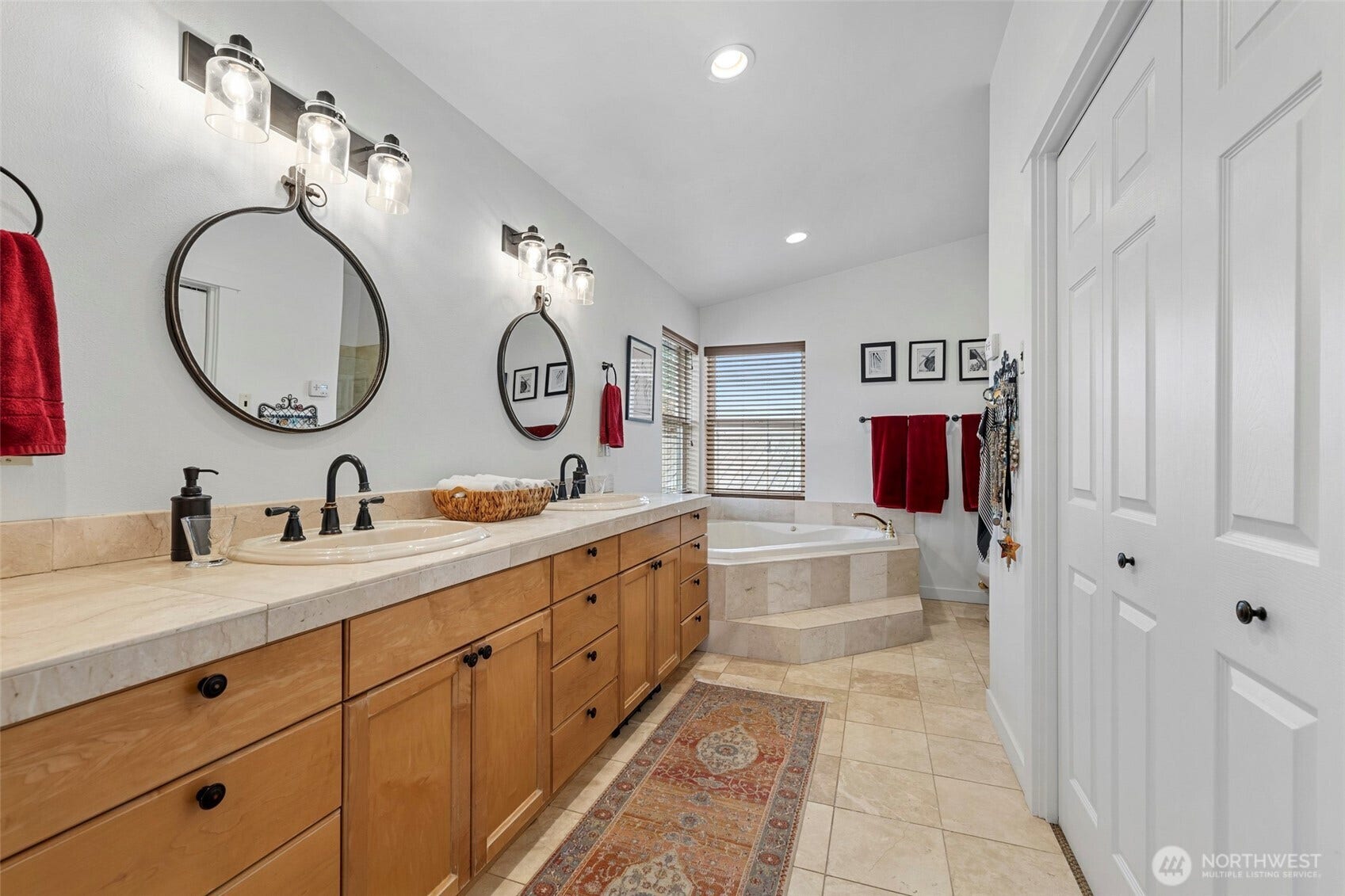 17302 Britt Road, Mount Vernon, WA 98273 17302 Britt Road, Mount Vernon, WA 98273