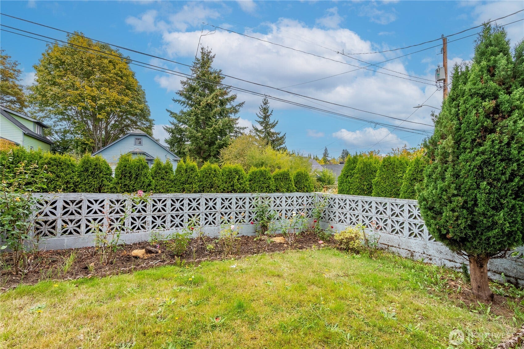 4229 S Findlay Street, Seattle, WA 98118 4229 S Findlay Street, Seattle, WA 98118