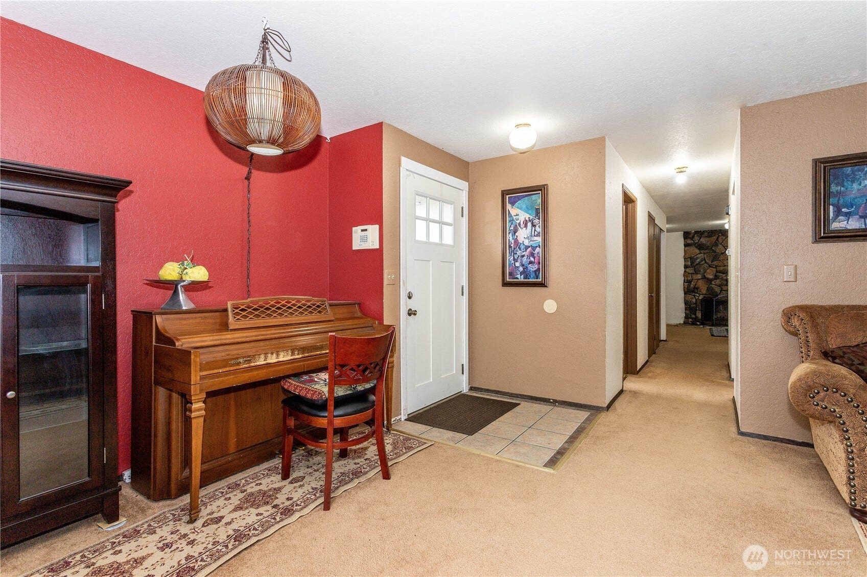 4229 S Findlay Street, Seattle, WA 98118 Entry