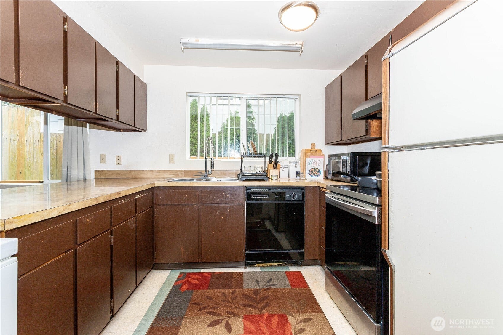 4229 S Findlay Street, Seattle, WA 98118 Kitchen