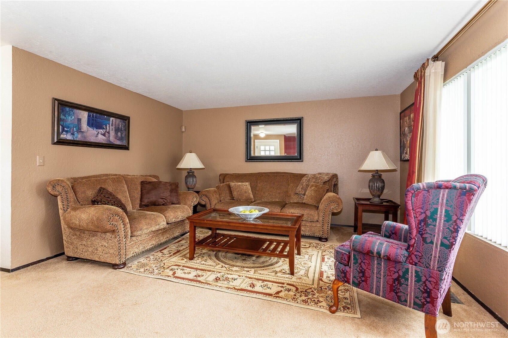 4229 S Findlay Street, Seattle, WA 98118 Living Room