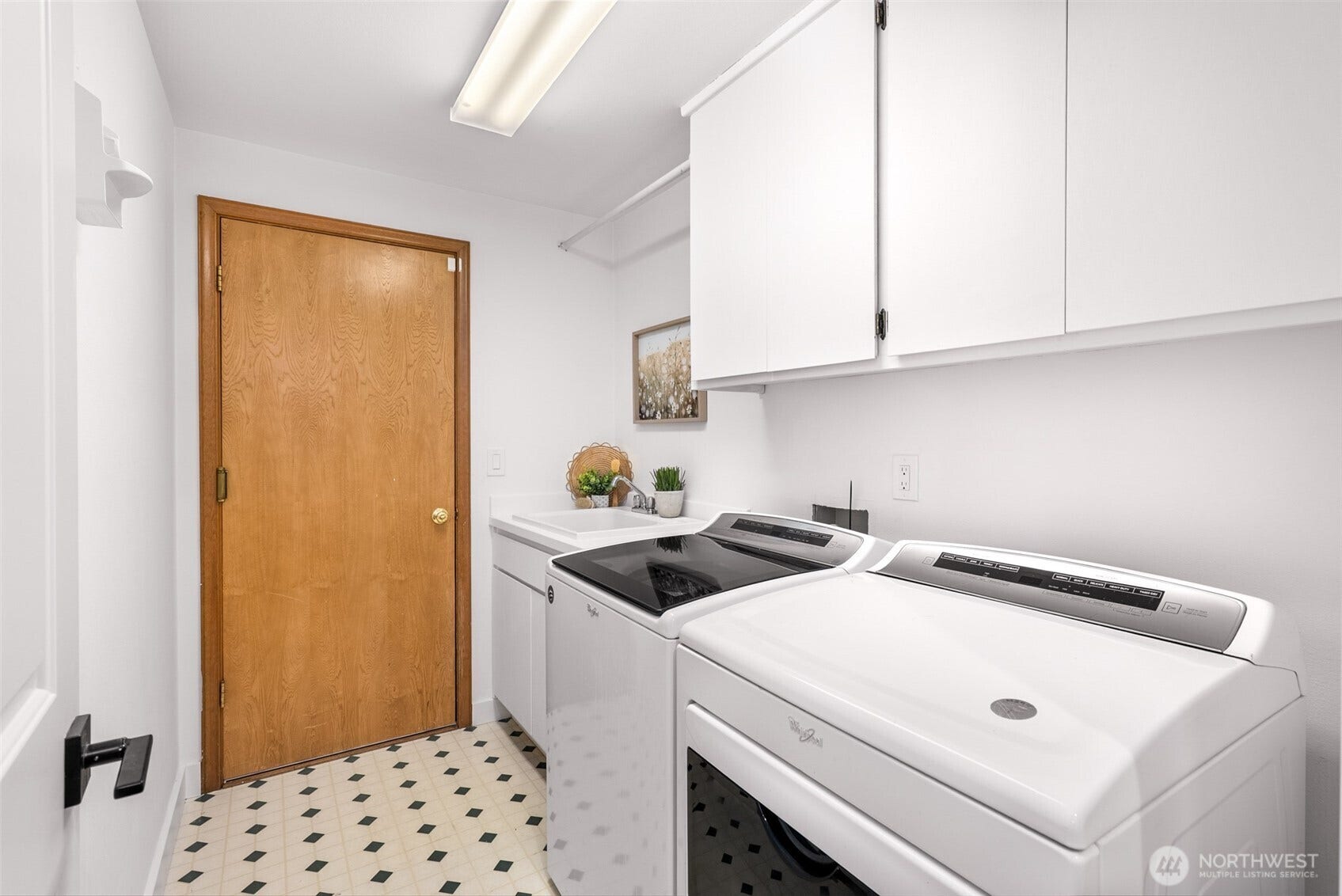 10810 40th Avenue SE, Everett, WA 98208 10810 40th Avenue SE, Everett, WA 98208