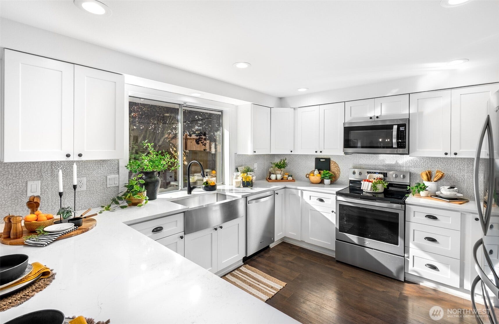 10810 40th Avenue SE, Everett, WA 98208 10810 40th Avenue SE, Everett, WA 98208