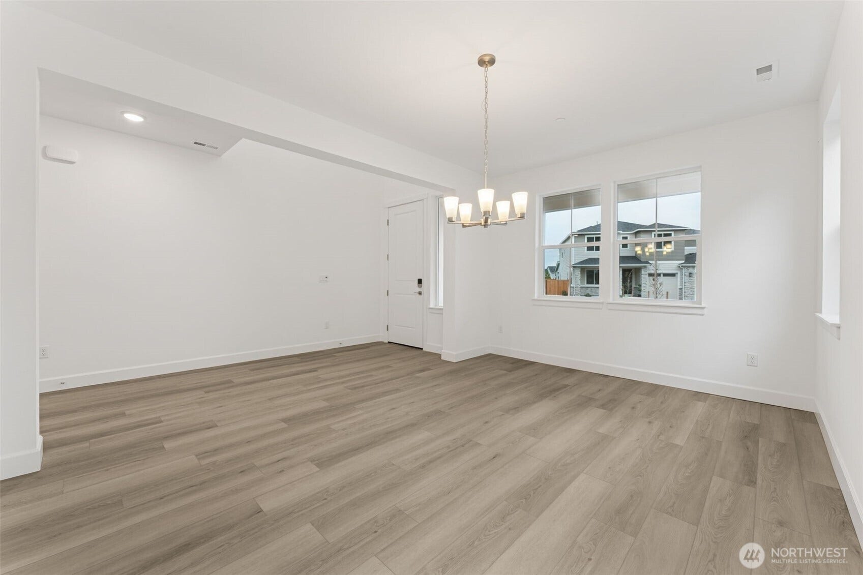13928 207th Avenue Ct E, #1450, Bonney Lake, WA 98391 Photos are of another Donovan Plan. Colors and finishes may vary.