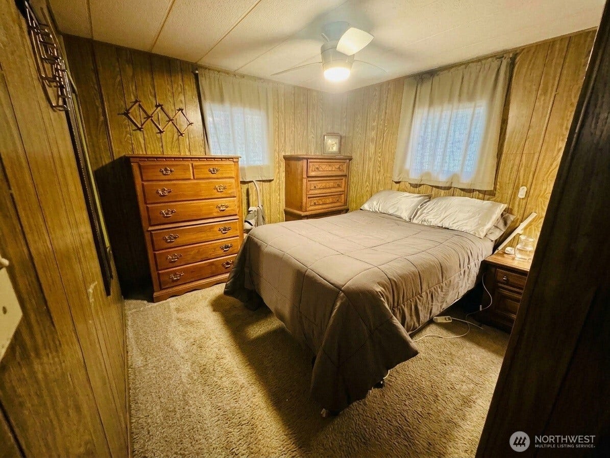 1231 E Island Lake Drive, Shelton, WA 98584 1231 E Island Lake Drive, Shelton, WA 98584
