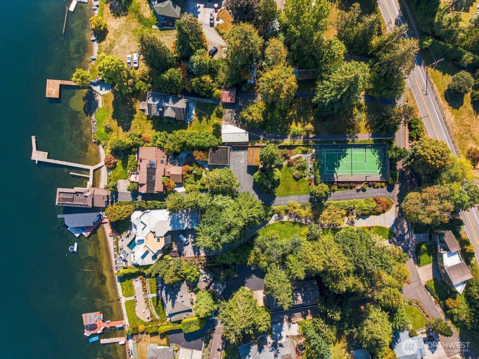 513 E Davies Loop Road, Lake Stevens, WA 98258