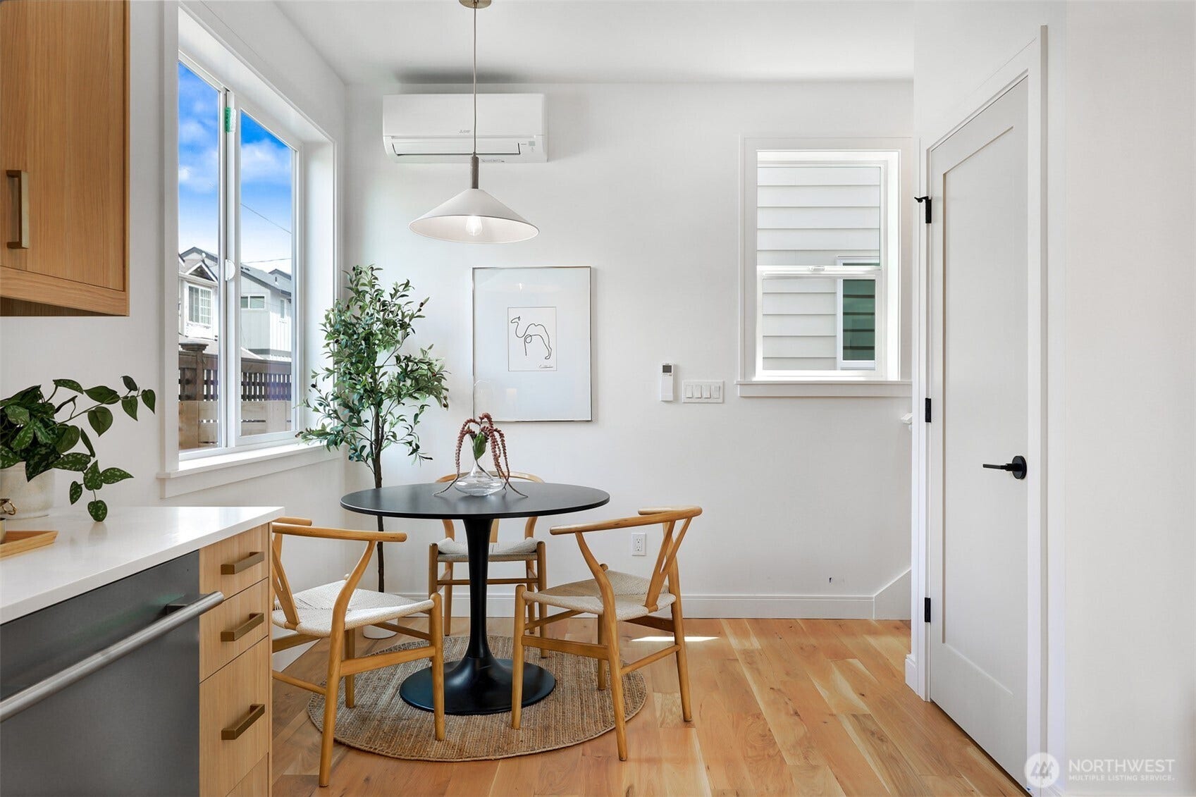 Photos are of home 8738