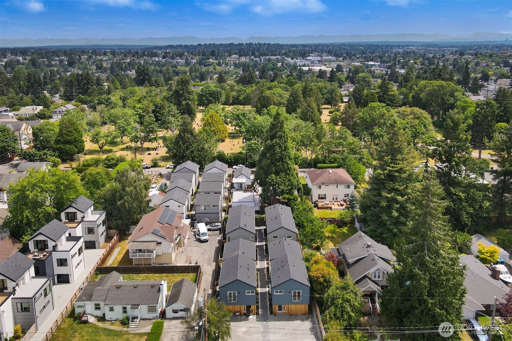 8732 13th Avenue NW, Seattle, WA 98117