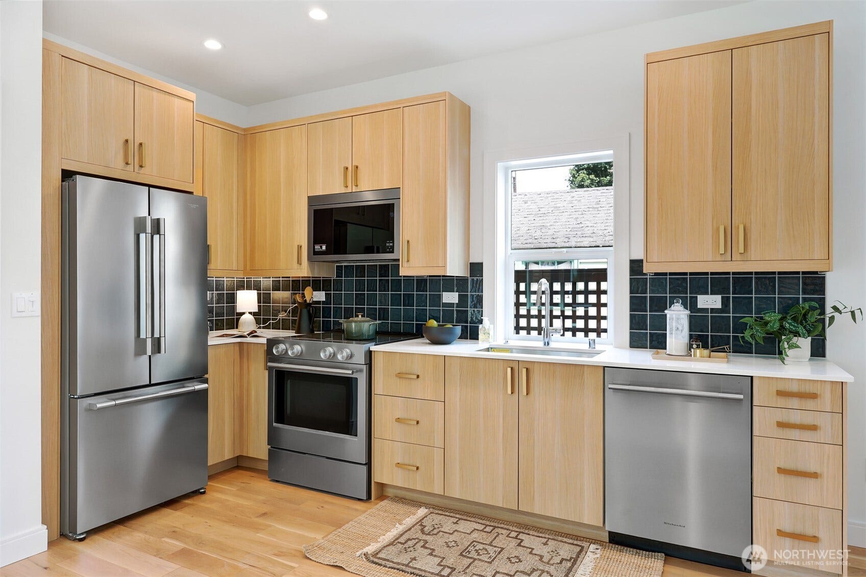 Photos are of home 8738