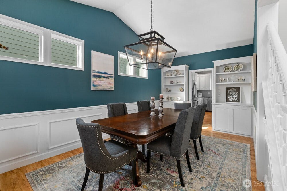 And beautiful modern built-ins.