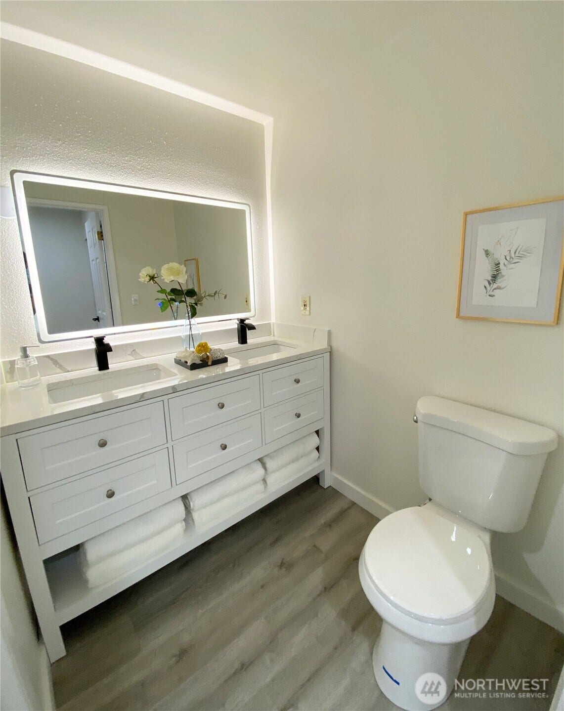 9302 Redmond Woodinville Rd NE, #206, Redmond, WA 98052 9302 Redmond Woodinville Rd NE, #206, Redmond, WA 98052