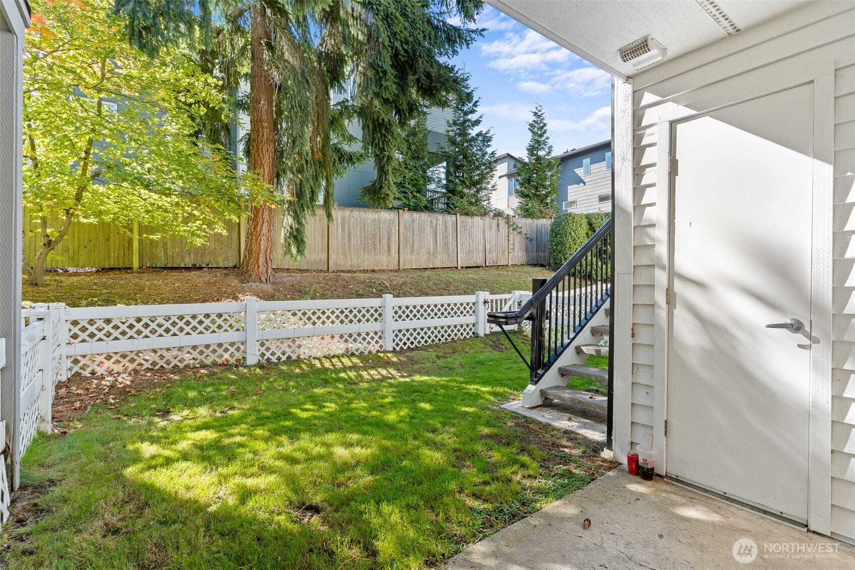 15415 35th Avenue W, #F105, Lynnwood, WA 98087 Private fenced backyard