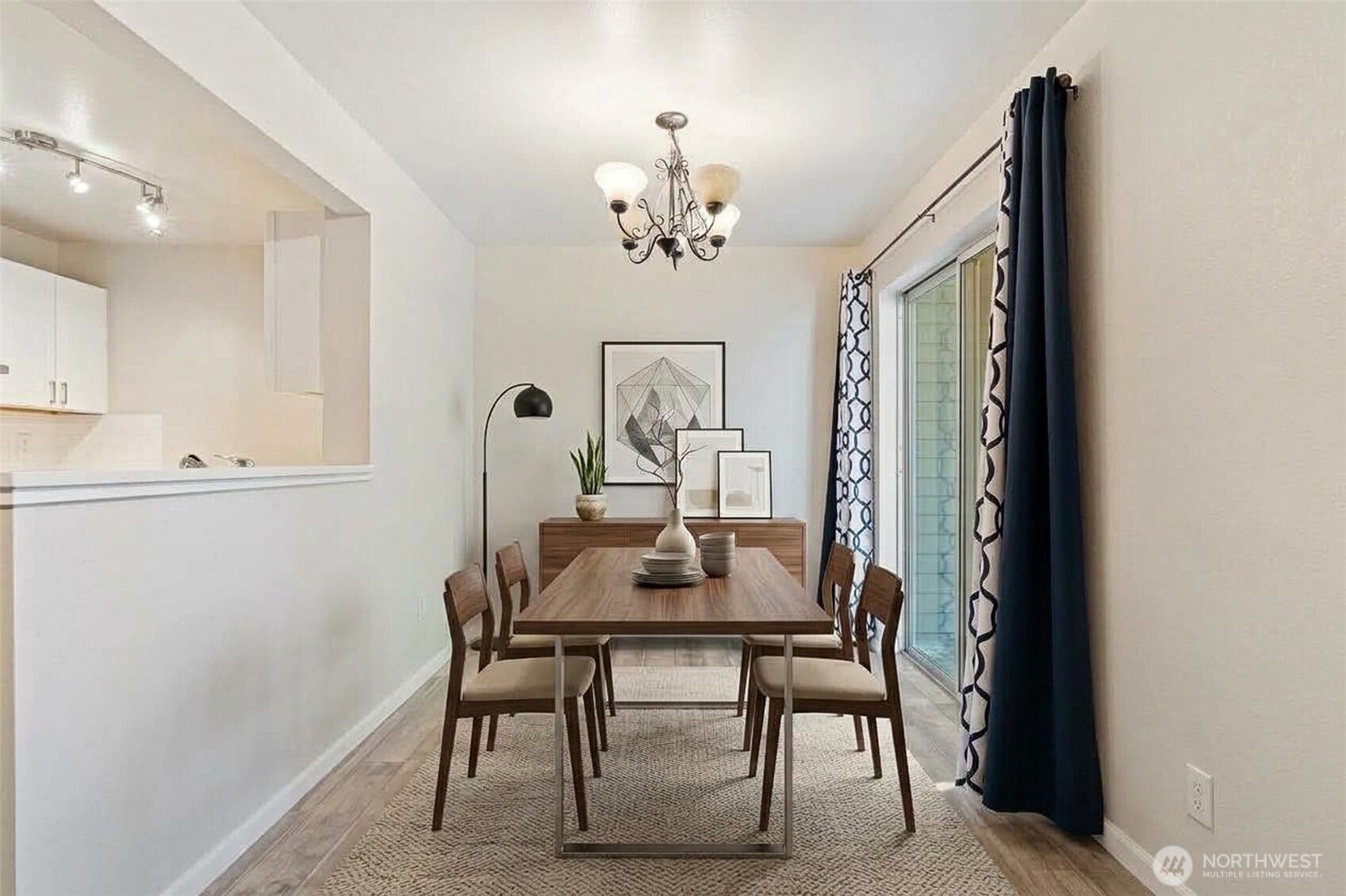 15415 35th Avenue W, #F105, Lynnwood, WA 98087 Virtually Staged Dining Room