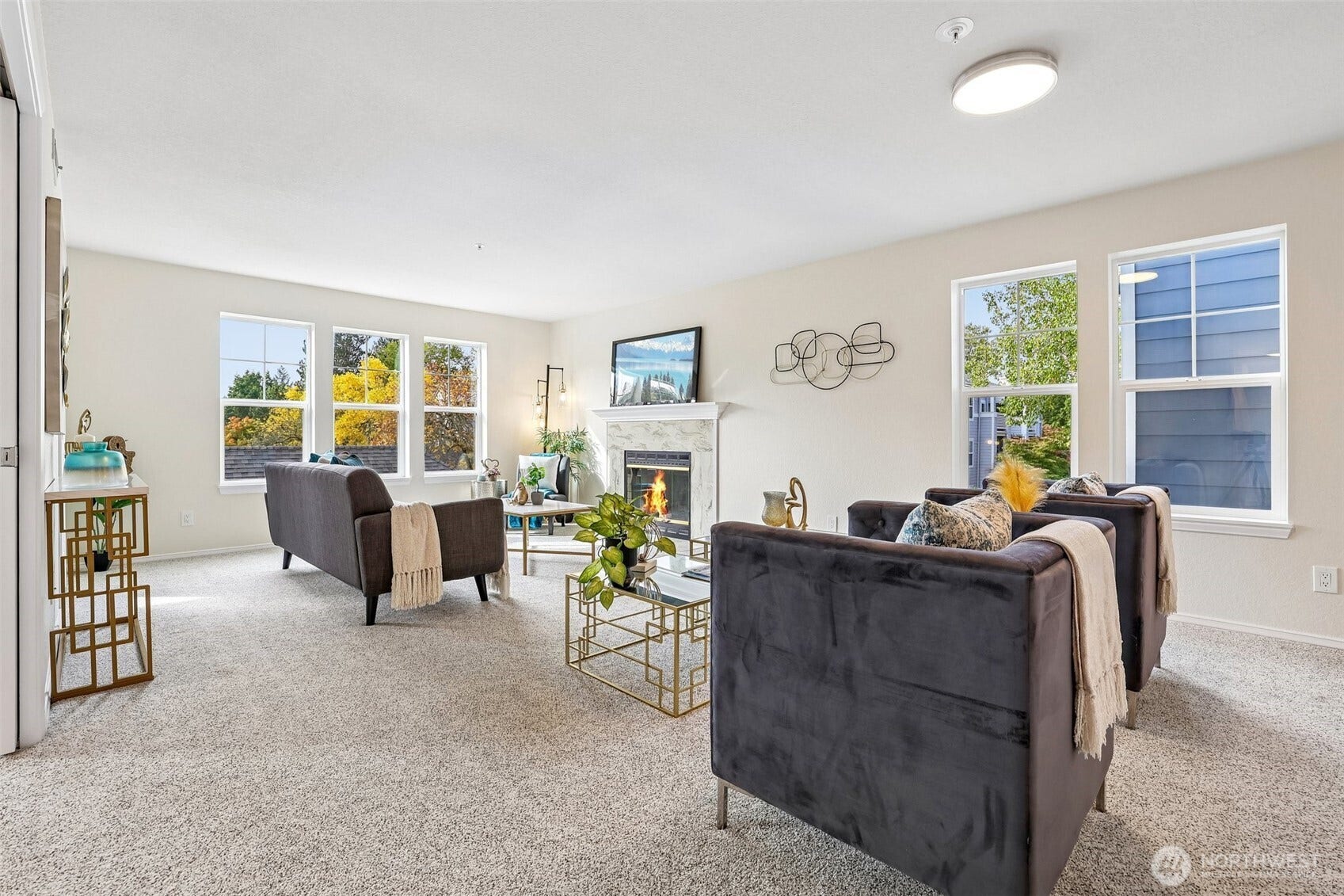 Multiple sitting areas in the living room