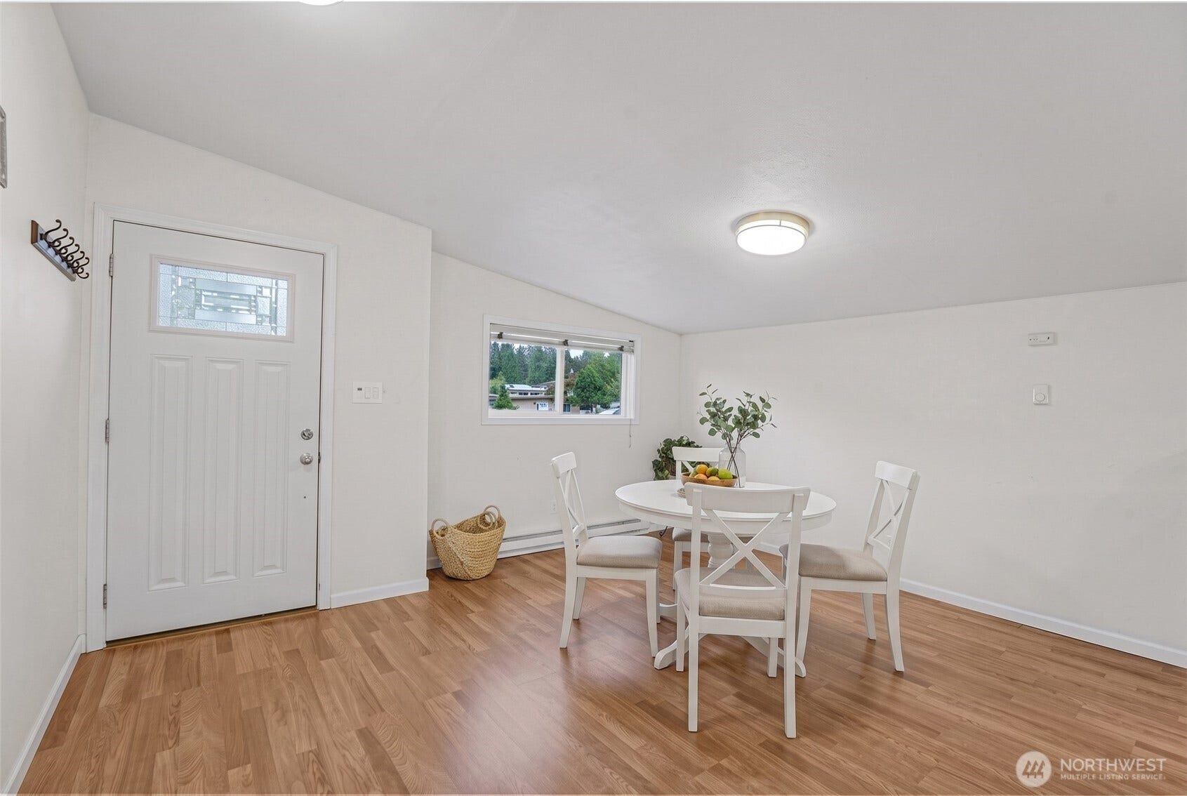 15425 SE 11th Street, Bellevue, WA 98007 15425 SE 11th Street, Bellevue, WA 98007