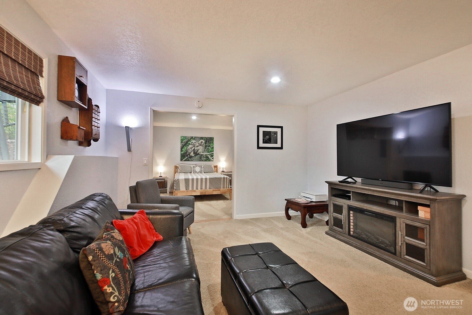 2496 Discovery Place, Langley, WA 98260 Family room/flex space.