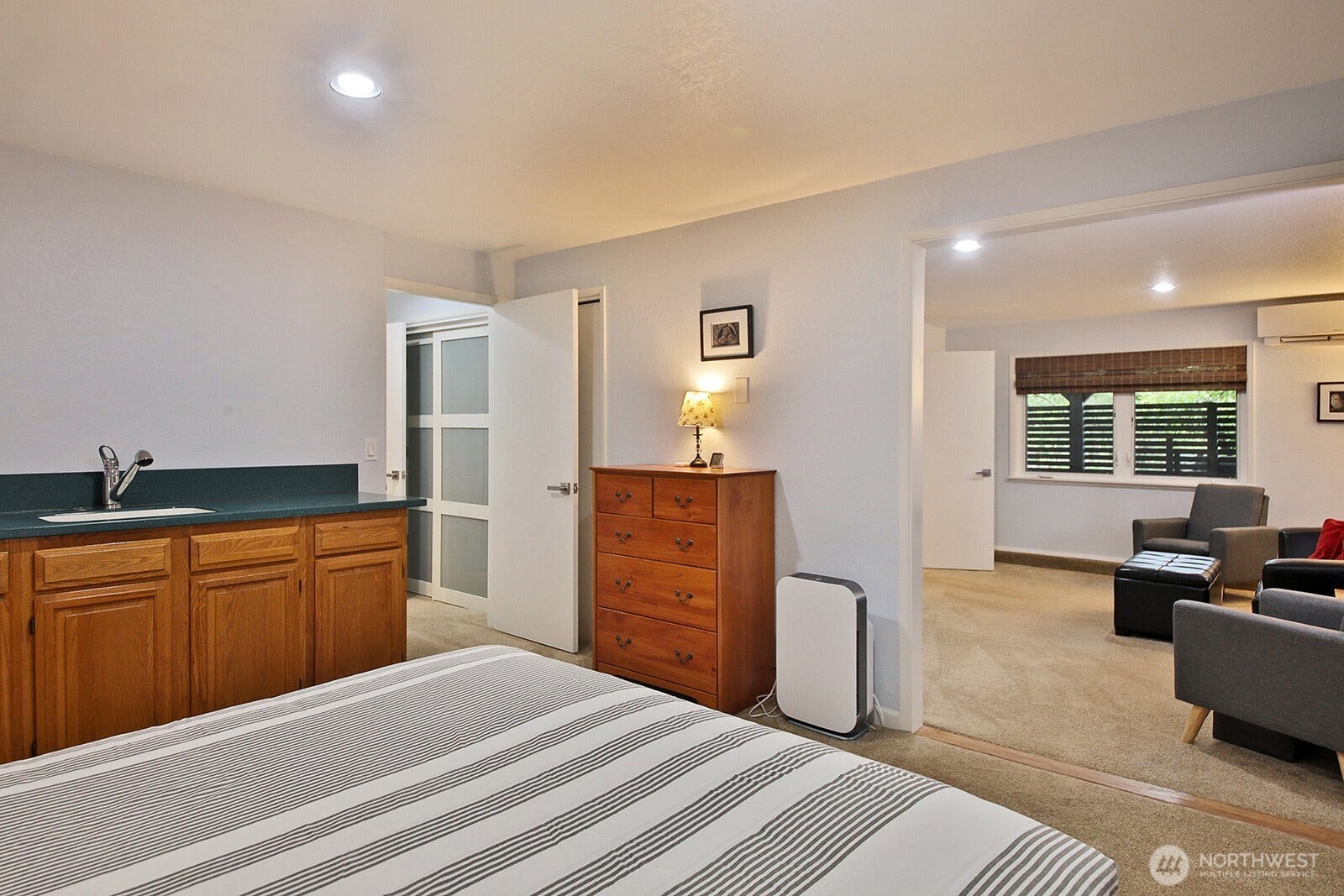 2496 Discovery Place, Langley, WA 98260 Additional guest space.