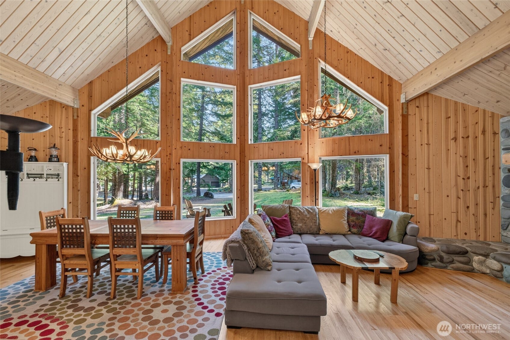 62213 Aspen Way E, Greenwater, WA 98022 62213 Aspen Way E, Greenwater, WA 98022