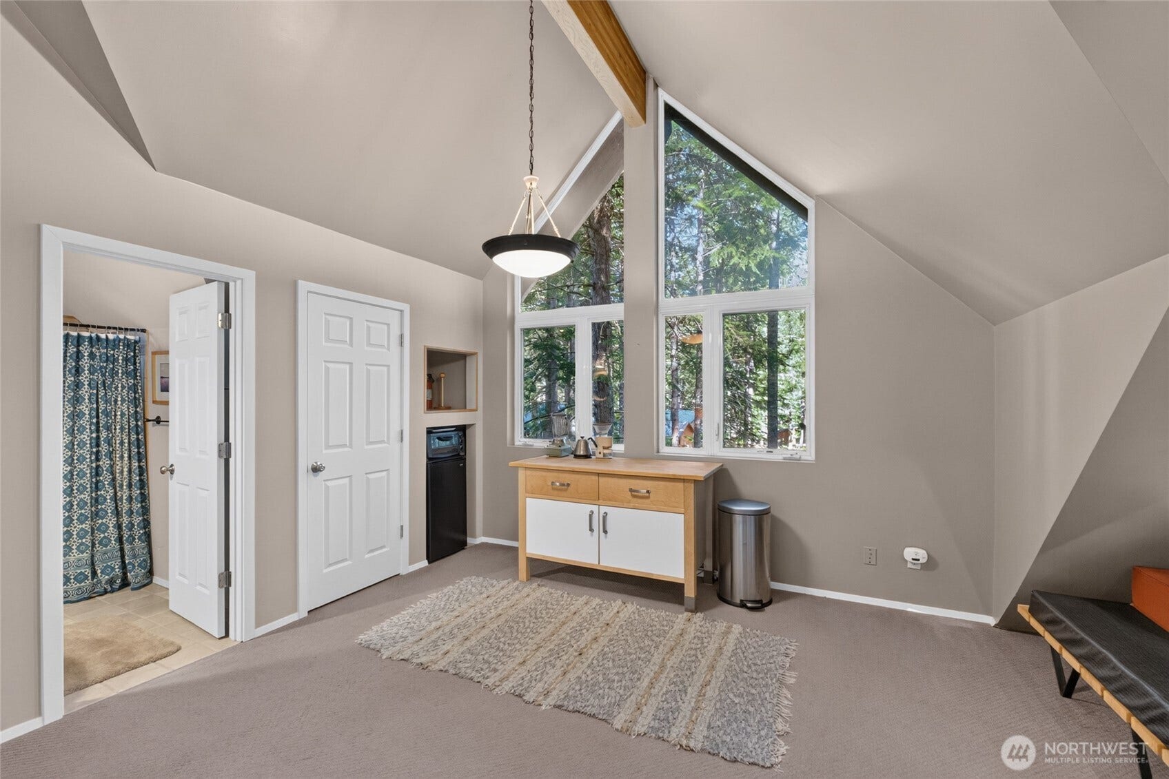 62213 Aspen Way E, Greenwater, WA 98022 62213 Aspen Way E, Greenwater, WA 98022