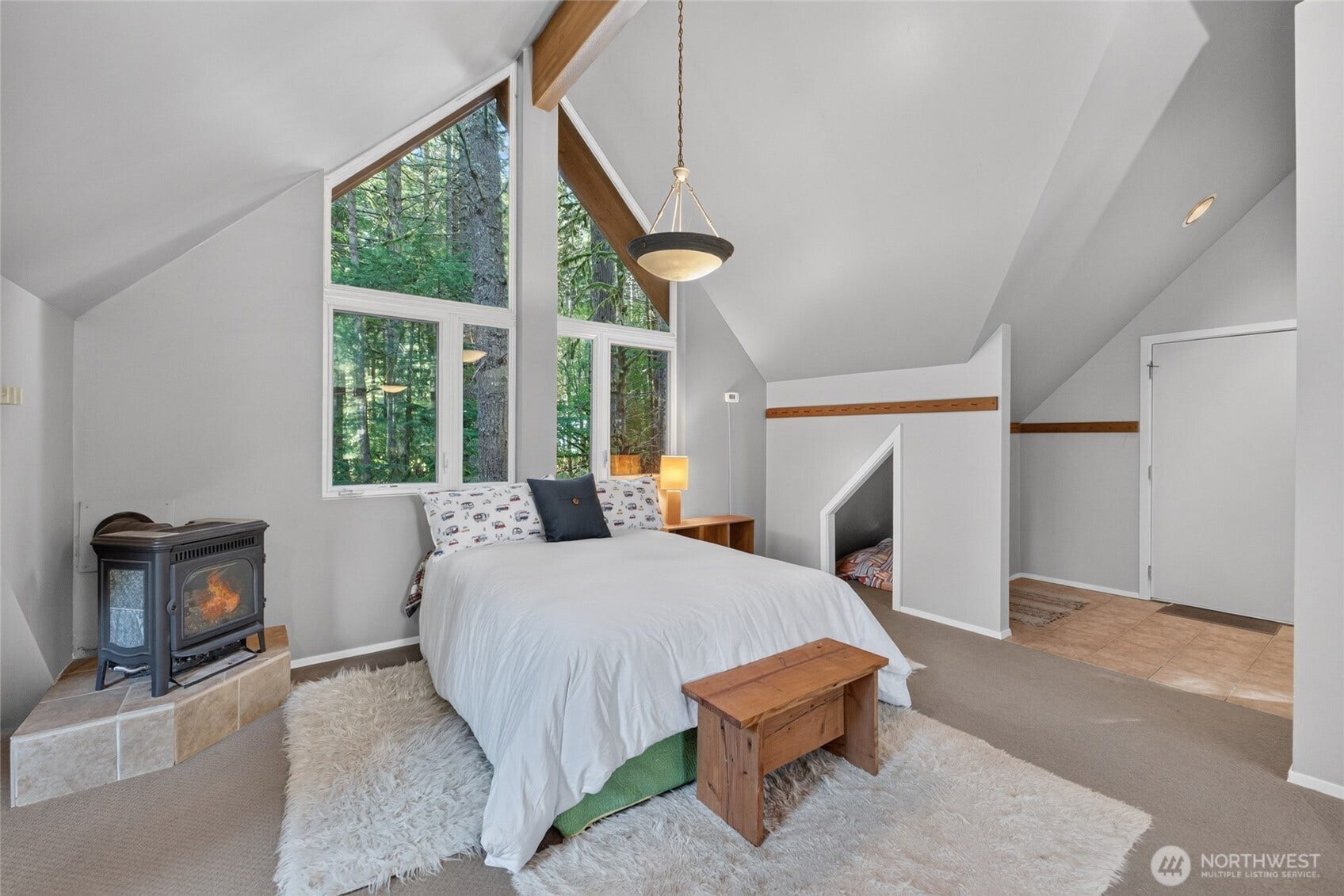 62213 Aspen Way E, Greenwater, WA 98022 62213 Aspen Way E, Greenwater, WA 98022
