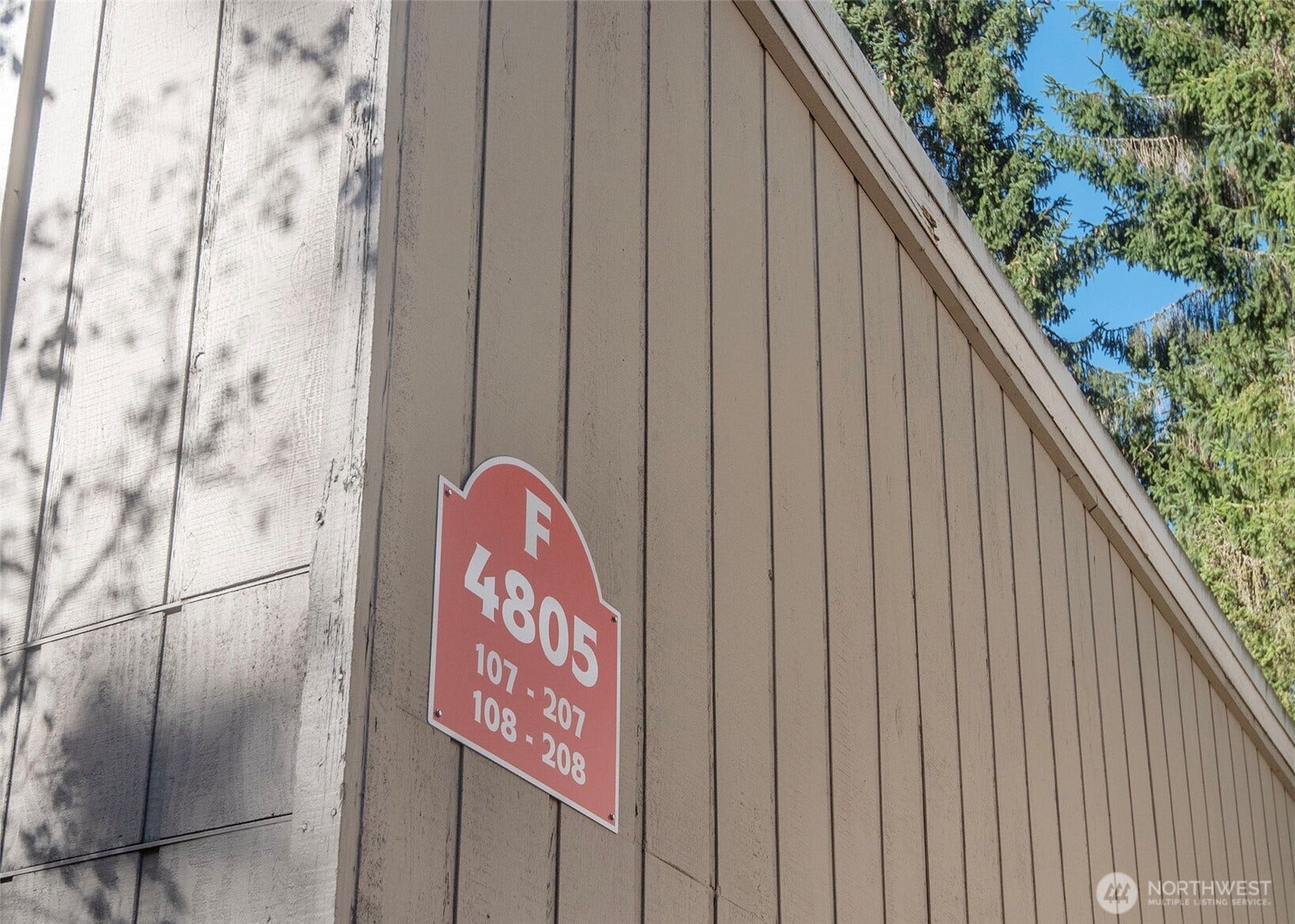 4805 180th Street SW, #F108, Lynnwood, WA 98037 BuildingF - 4805 is near the front of the complex & the backside faces the Pool area..