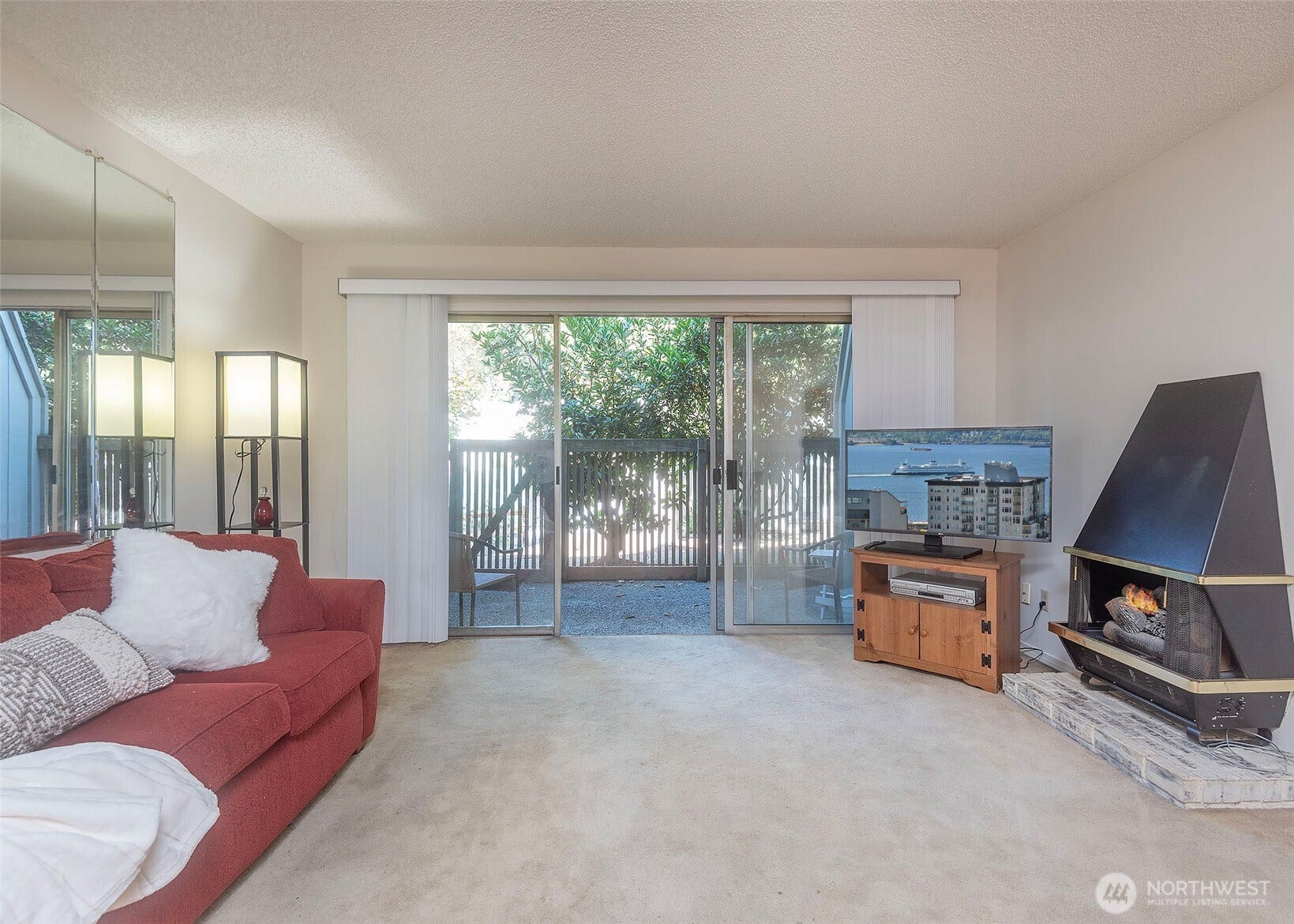 4805 180th Street SW, #F108, Lynnwood, WA 98037 4805 180th Street SW, #F108, Lynnwood, WA 98037