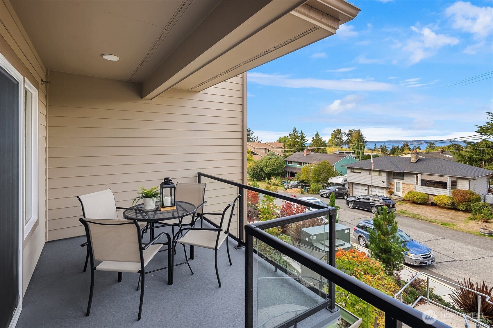 554 Paradise Lane, #C202, Edmonds, WA 98020