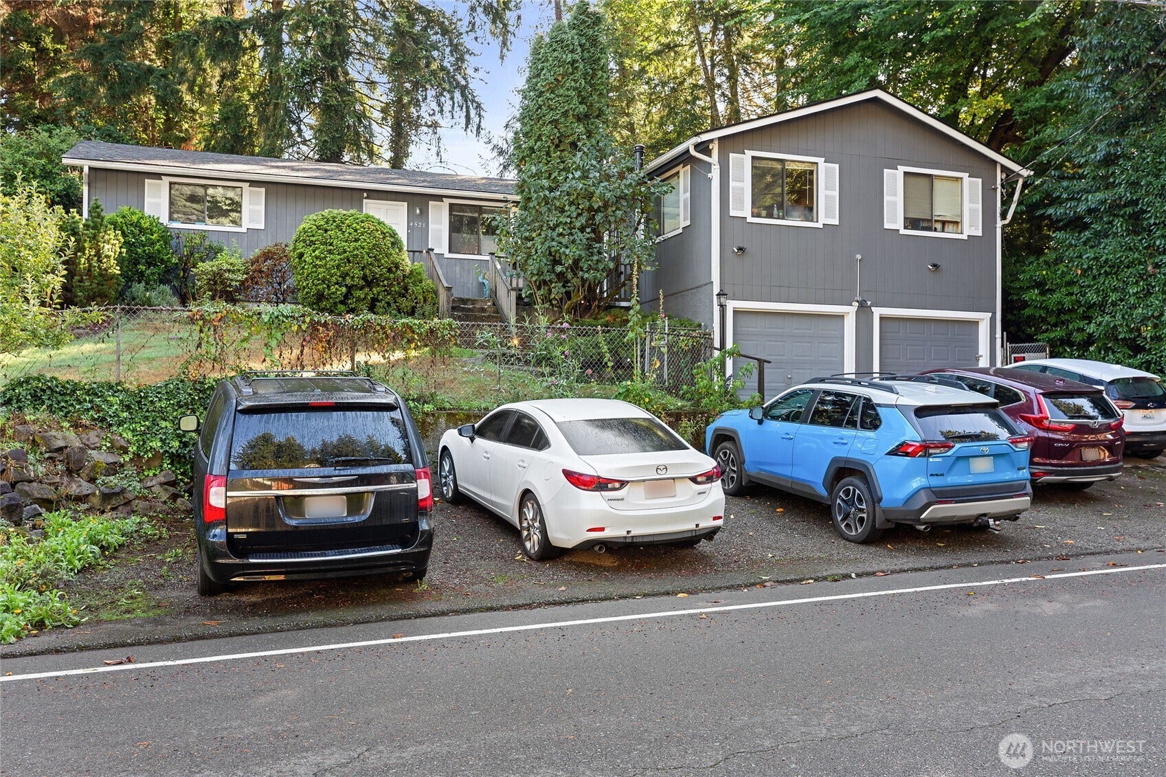 4521 Grand Avenue, Everett, WA 98203 4521 Grand Avenue, Everett, WA 98203