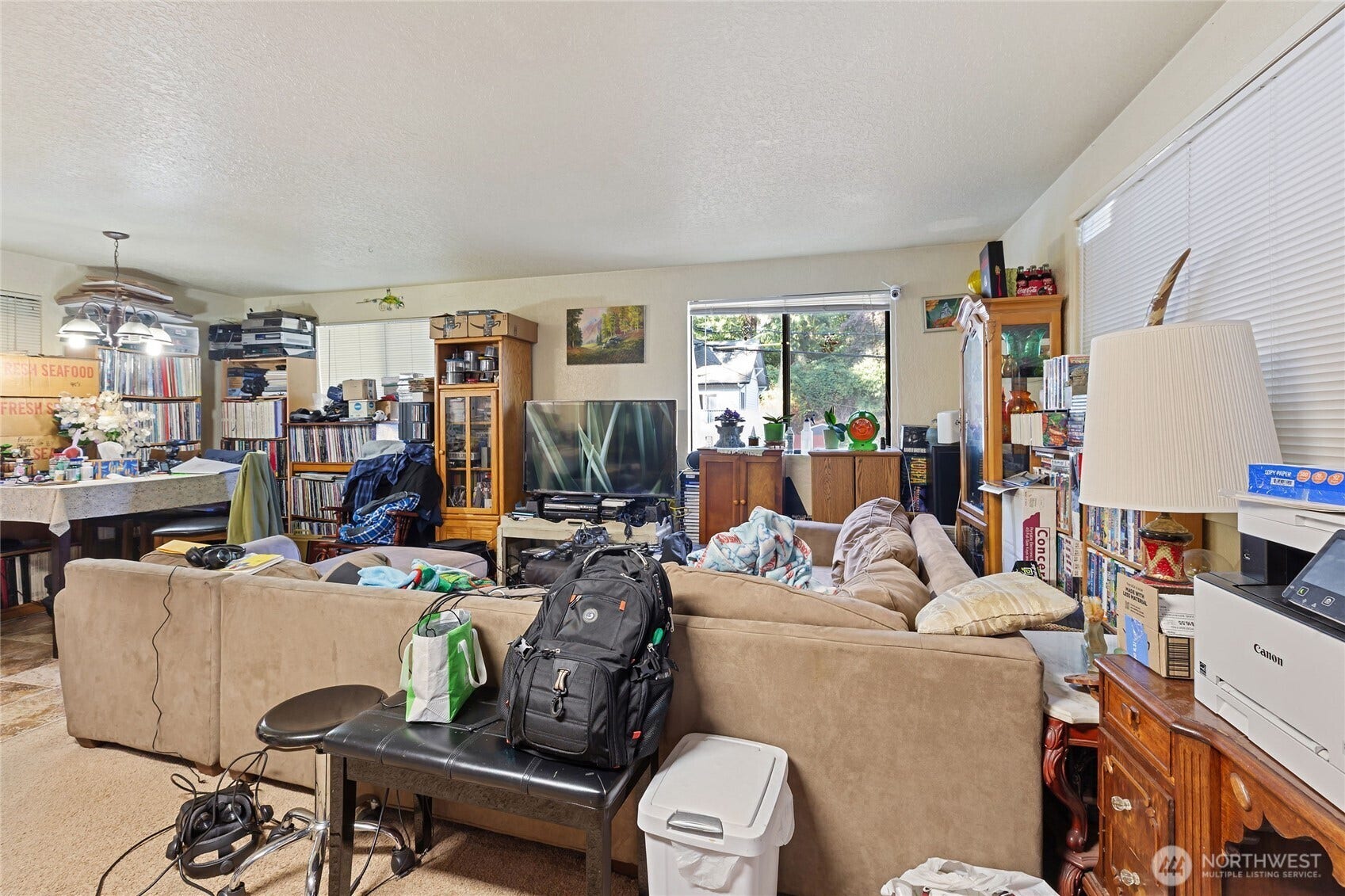 4521 Grand Avenue, Everett, WA 98203 4521 Grand Avenue, Everett, WA 98203