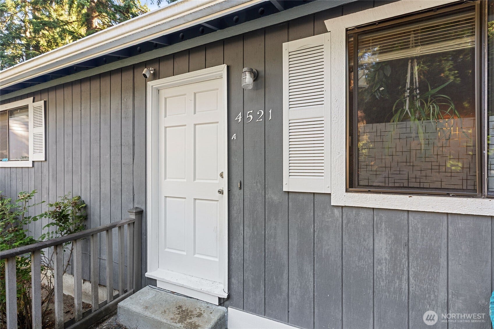 4521 Grand Avenue, Everett, WA 98203 4521 Grand Avenue, Everett, WA 98203